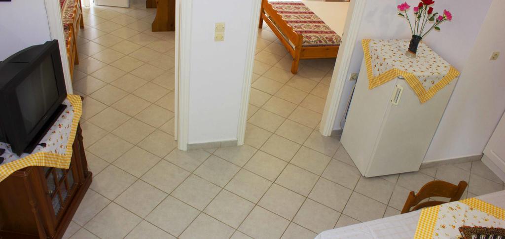 Mersina Apartments Keri Zewnętrze zdjęcie