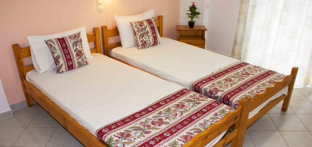 Mersina Apartments Keri Zewnętrze zdjęcie
