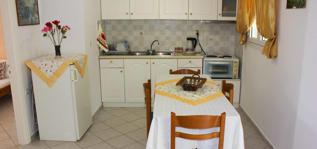 Mersina Apartments Keri Zewnętrze zdjęcie