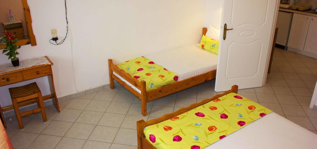 Mersina Apartments Keri Zewnętrze zdjęcie